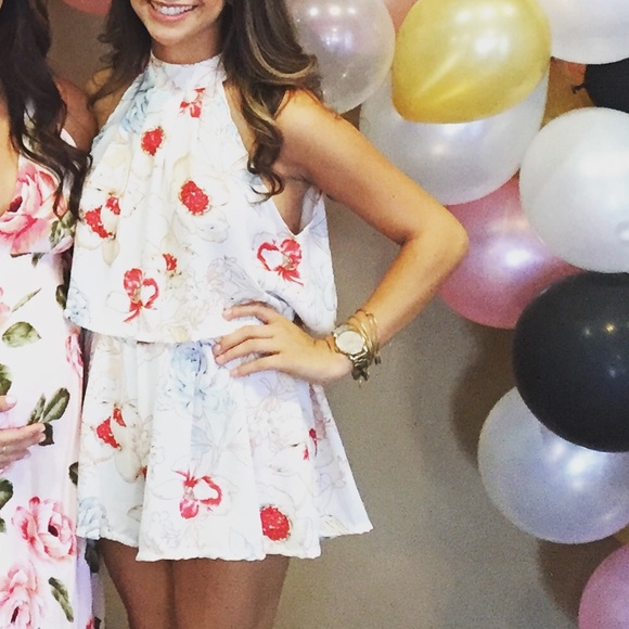 Two piece set - Picture 2 of 2